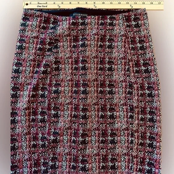 Liverpool Los Angeles textured skirt Size 8 - Picture 6 of 8